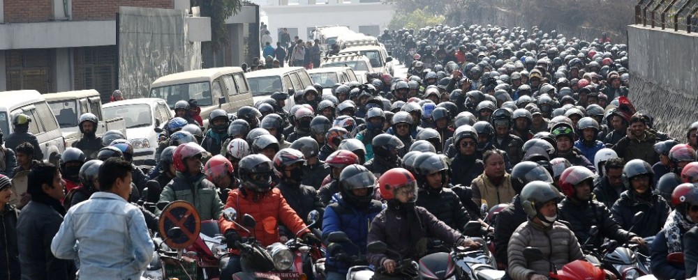 पेट्रोल र डिजेलमा फेरी मूल्य वृद्धि