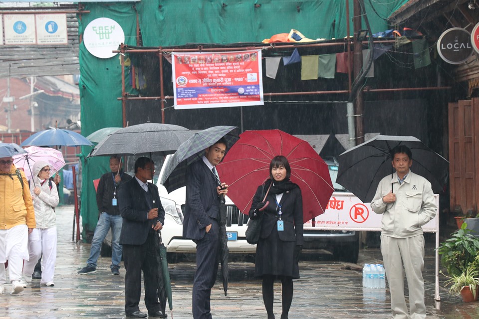 रुझेको काठमाडौं (फोटो फिचर)
