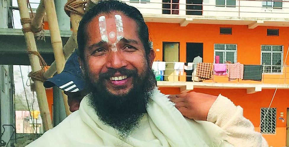 फरार रहेका सिद्धबाबाद्वारा अदालतमा आत्मसमर्पण