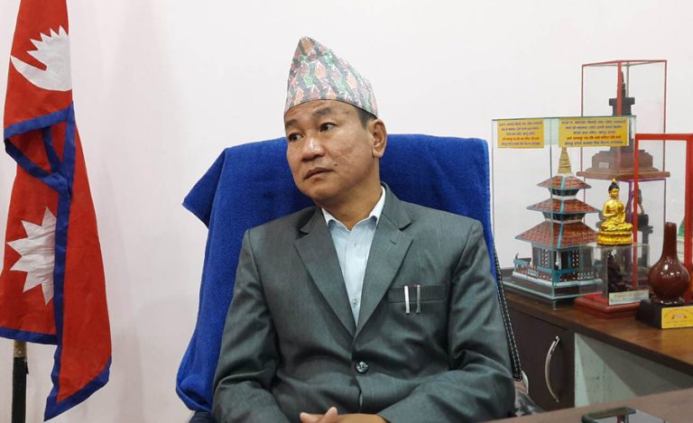 मेयर साम्पाङको चेतावनी : मलाई अभ्रद व्यवहार गर्नेलाई पक्राउ गरिएन भने मुद्धा हाल्छु