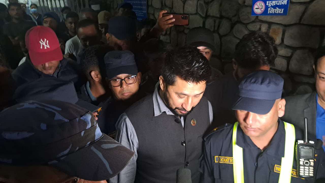 रवि लामिछानेलाई आज अदालतमा पेश गरिँदै
