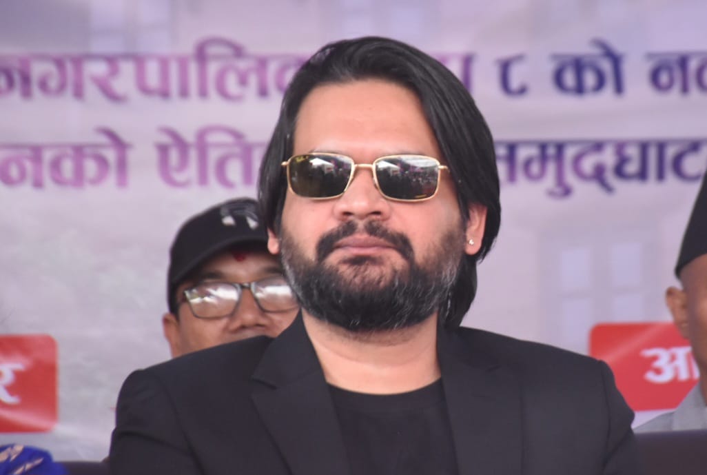 बालेनको आक्रोशपूर्ण टिप्पणी : अब खोलामात्र होइन टुँडिखेल र खुल्लामञ्चपनि आफ्नो कार्यकर्तालाई दिने अध्यादेश पास भएछ