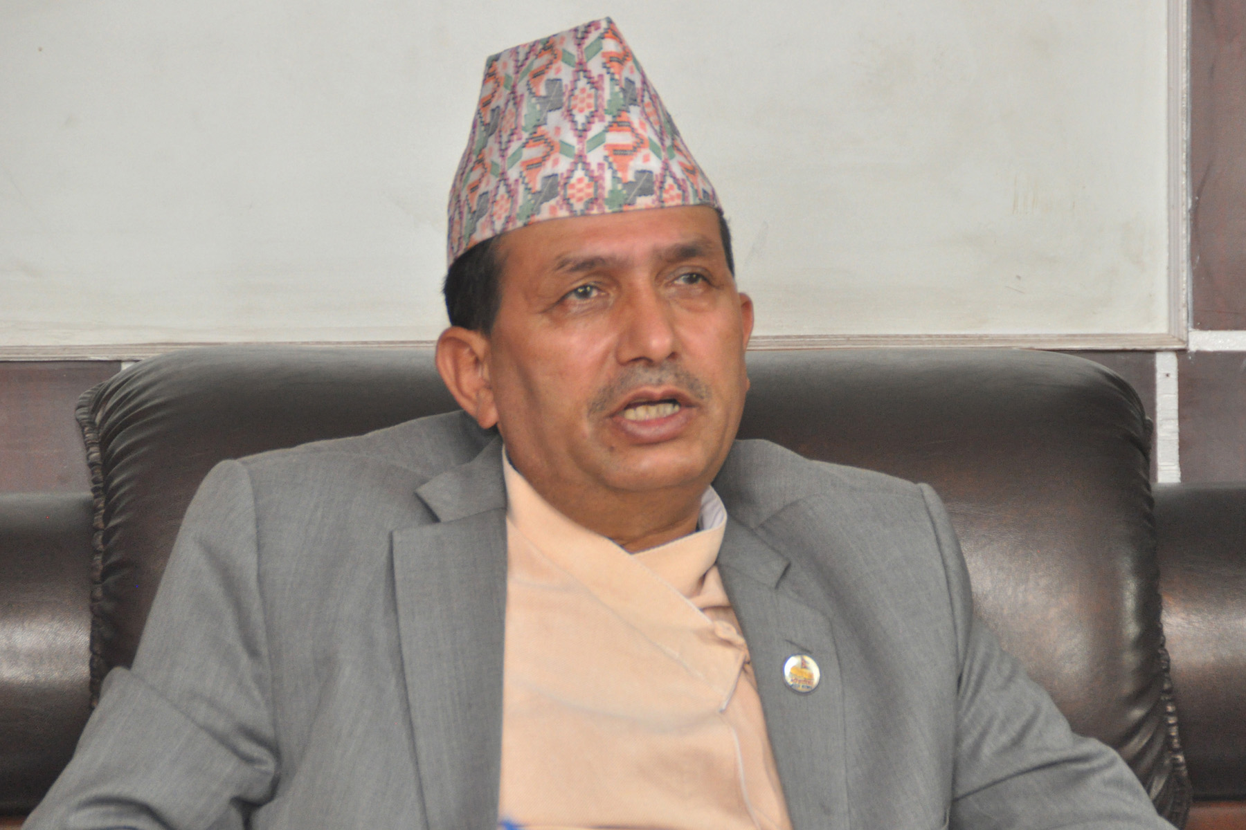 स्वास्थ्य सामाग्री खरिदमा अनियमितता भएकाे संसदीय समितिकाे निष्कर्ष, नीतिगत निर्णय गर्ने मन्त्री आफैँ सप्लायरसँग वार्तामा बसे