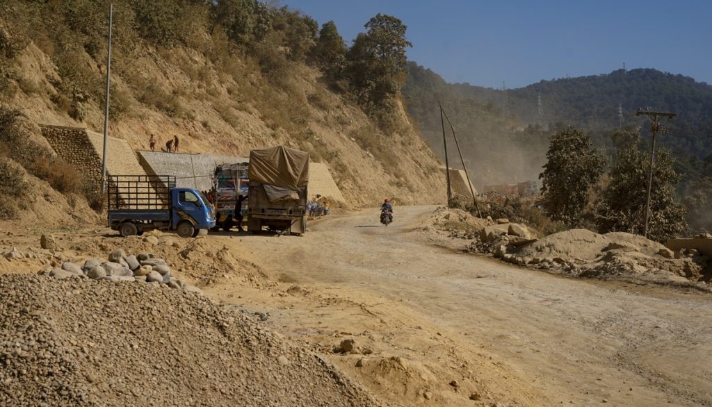नारायणगढ–बुटवल सडक विस्तार : दाउन्ने खण्ड चार घण्टा बन्द