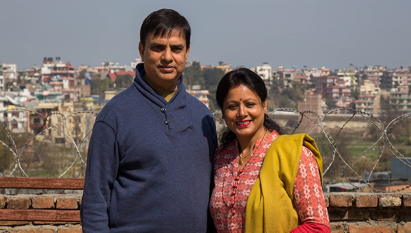 कलाकार हरिवंश आचार्य दम्पत्ति कोरोना संक्रमणमुक्त