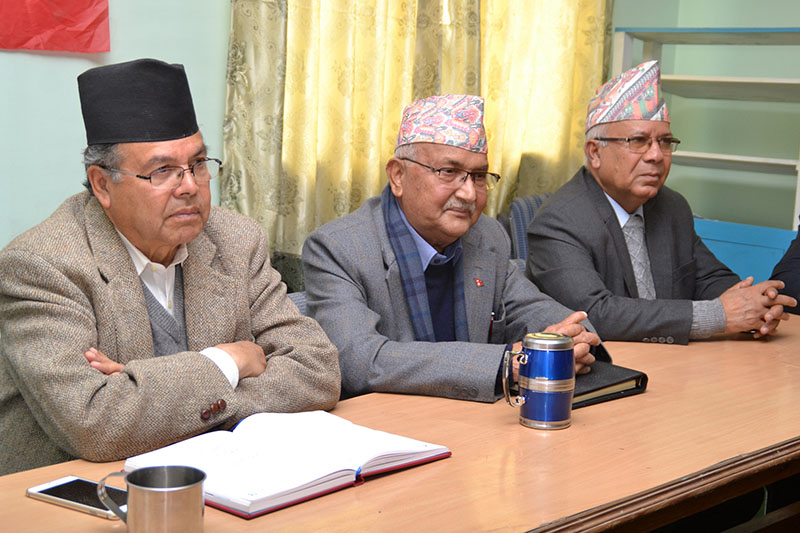 एमाले ब्युँतिदा पनि स्थायी समिति र पोलिटब्यूरोभित्र ओली अल्पमतमा