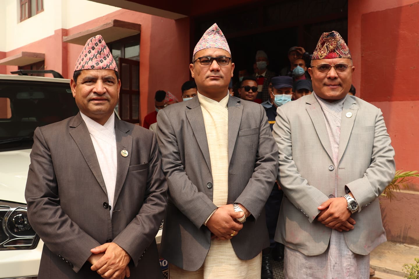 कर्णाली प्रदेशको सरकार अल्पमतमा, ३ जना मन्त्रीले दिए सामुहिक राजीनामा