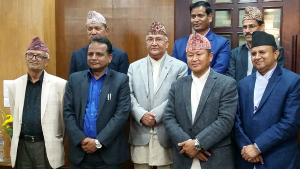 नेकपा विवाद मिल्दा यी दुई मुख्यमन्त्रीको पद धरापमा !