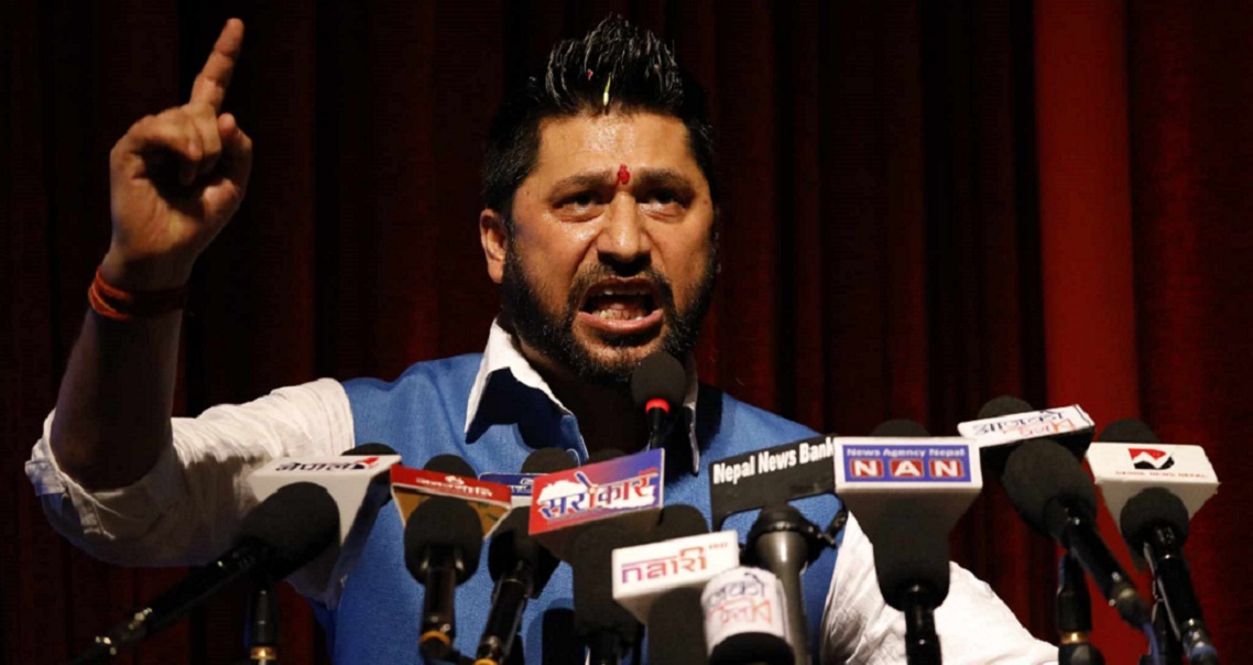 देशको पत्रकारिता निर्लज्ज छ, मलाई नंग्याउने स्वार्थमा आफू ननांगिनुस् : रवि लामिछाने