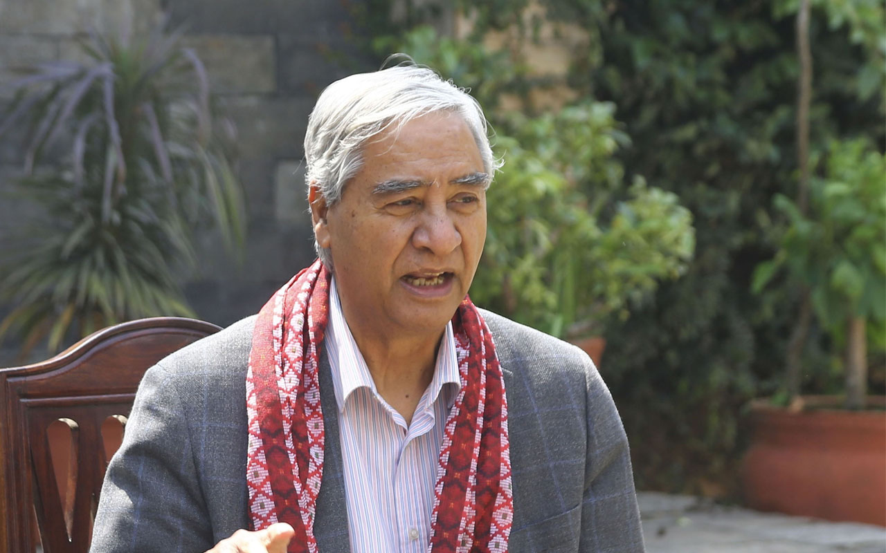 उद्योग, वाणिज्य तथा आपूर्ति मन्त्रालय प्रधानमन्त्रीले नै सम्हाल्ने