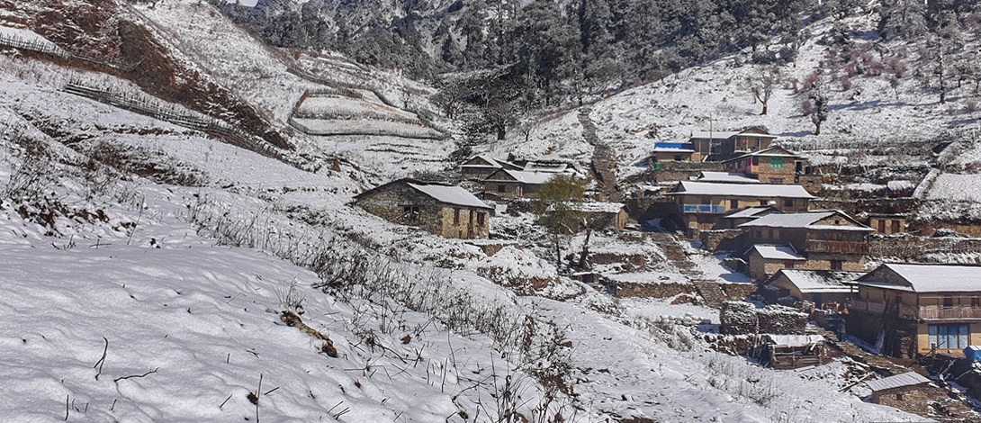 दार्चुलामा वर्षासँगै हिमपात, जनजीवन प्रभावित