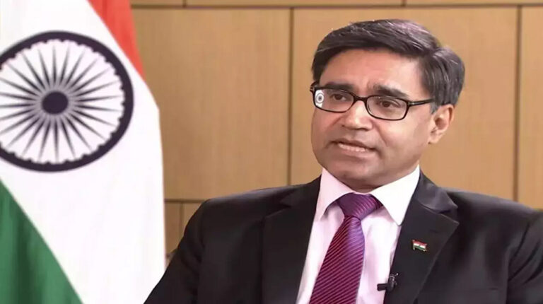 प्रधानमन्त्री ओलीलाई भ्रमणको निमन्त्रणा दिन भारतीय विदेश सचिव मिश्री नेपाल आउँदै