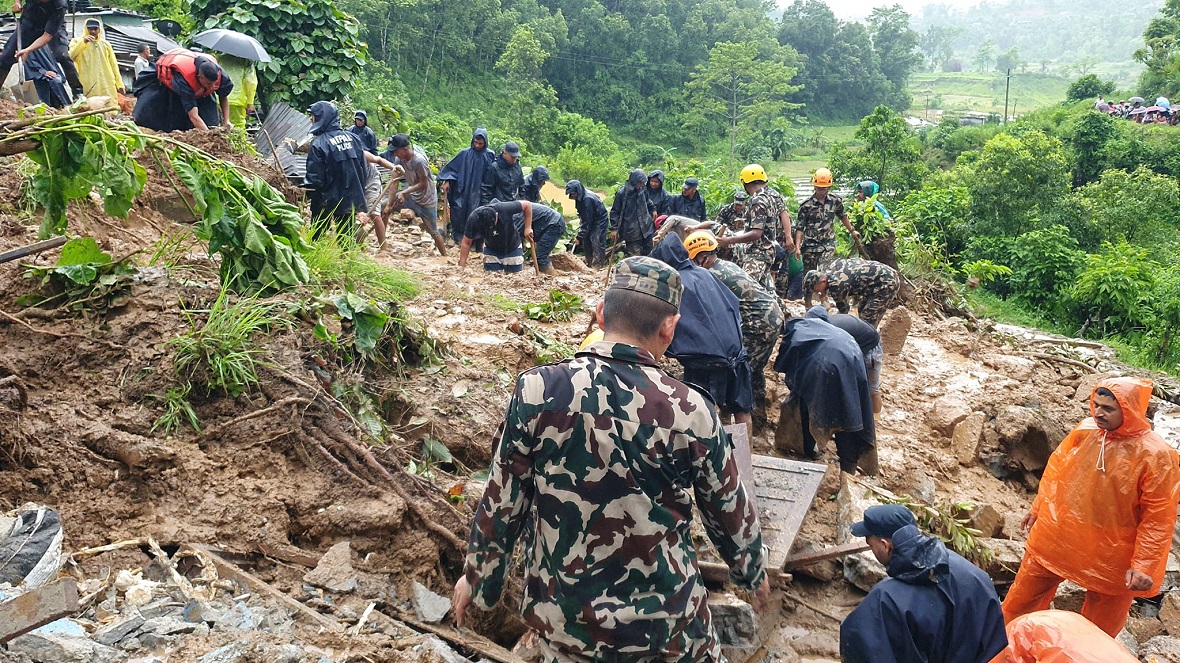 बाढी, पहिरो र डुबानमा पुरिएर देशभर १४ जनाको मृत्यु, १८ जना घाइते, ३ जना बेपत्ता