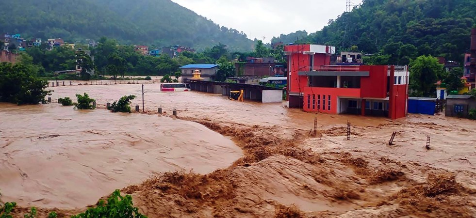 बाढी पहिरोबाट मृत्यु हुनेको संख्या एक सय बढी, ४१ बेपत्ता
