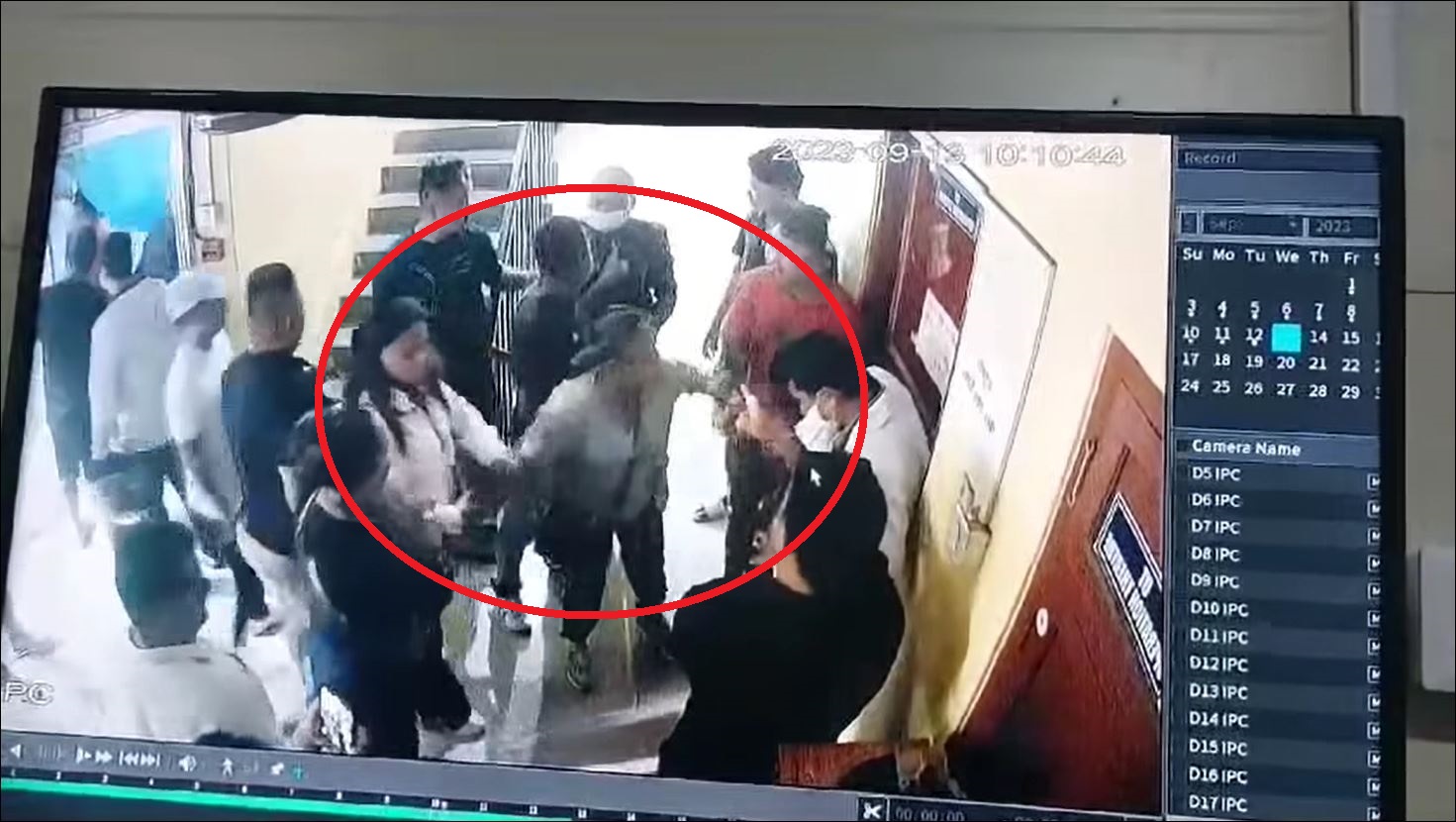 डाकटरमाथि कुटपीट गर्ने दुई जनाविरुद्ध किटानी जाहेरी