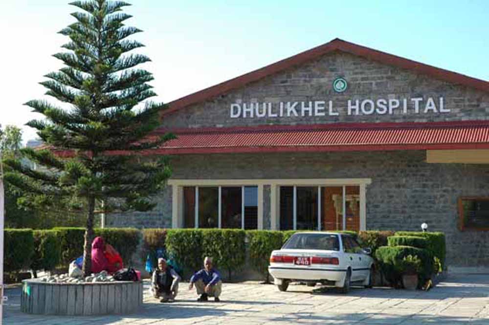 अस्पतालले कोरोना संक्रमितसँग माग्न थाले २ लाख धरौटी