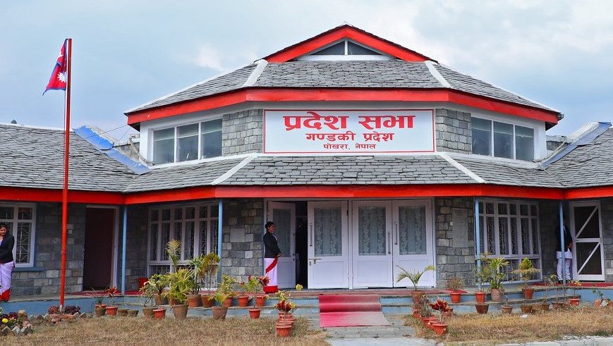 मुख्यमन्त्री गुरुङलाई जसपा र जनमोर्चाले विश्वासको मत नदिने