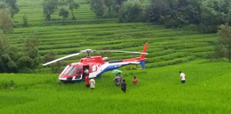 फिस्टेलको हेलिकोप्टर धानखेतमा आकस्मिक अवतरण