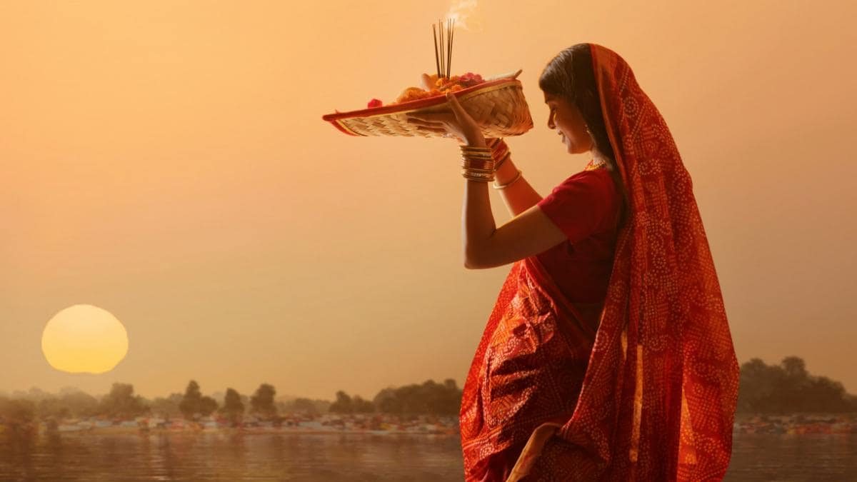 छठ पर्वको मुख्य दिन आज, सूर्यलाई पूजाआराधना गरी अर्घ्य दिइँदै