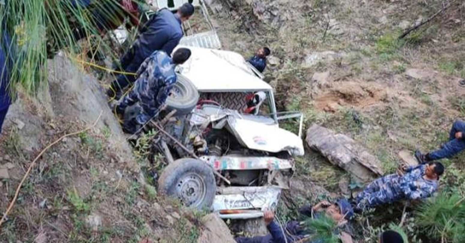 डोटीमा जीप दुर्घटना हुदाँ ४ जनाको मृत्यु ५ घाइते