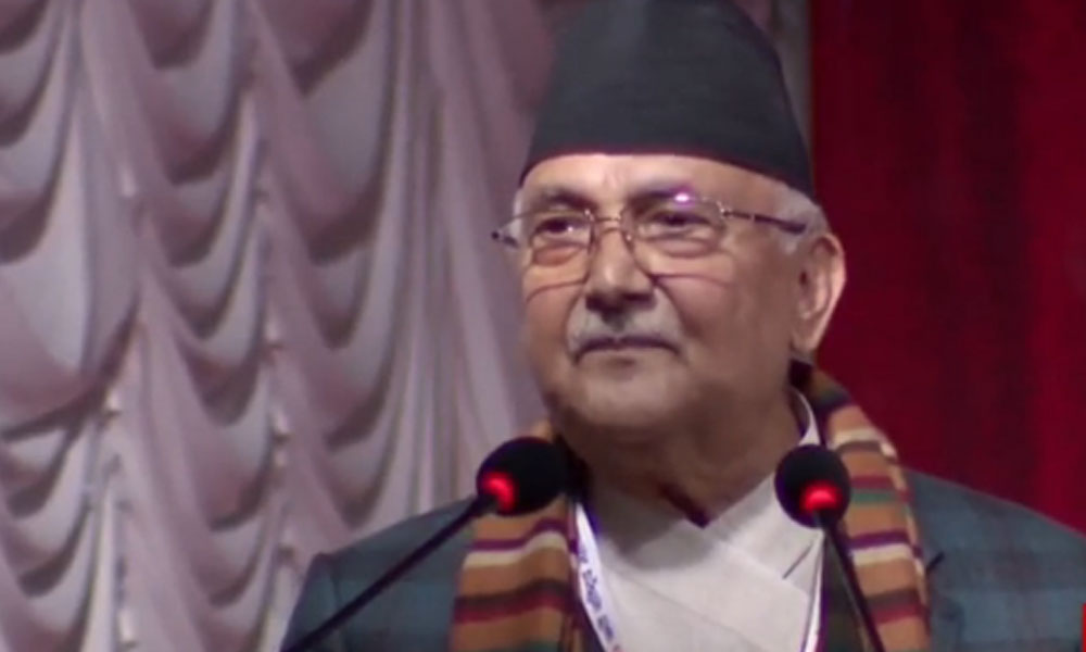 ओलीले भाषण गरिरहँदा बीचमै उठेर हिँडे विदेशी पाहुना