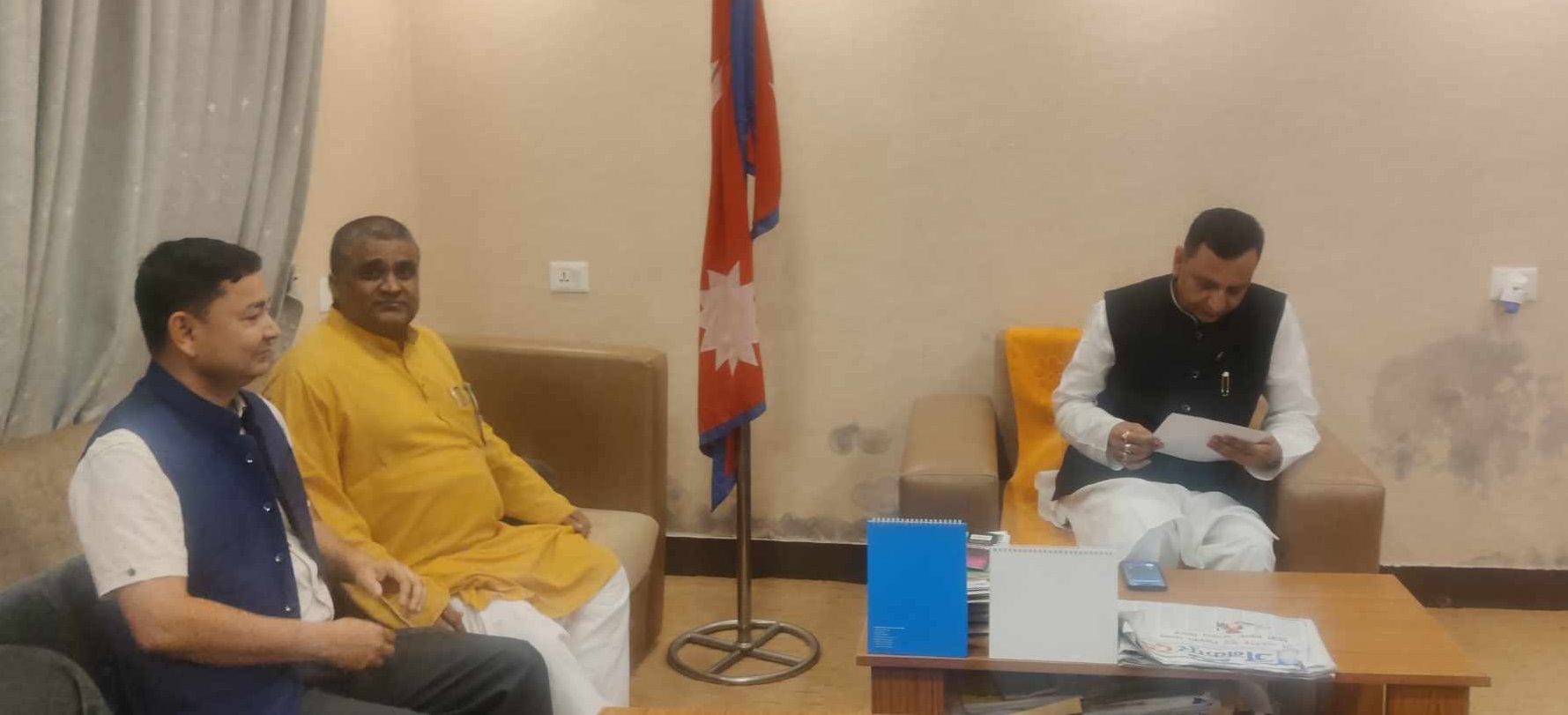 मधेस प्रदेश सरकारबाट बाहिरियो माओवादी, प्रचण्डलाई दिएको समर्थन फिर्ता लिने तयारीमा उपेन्द्र