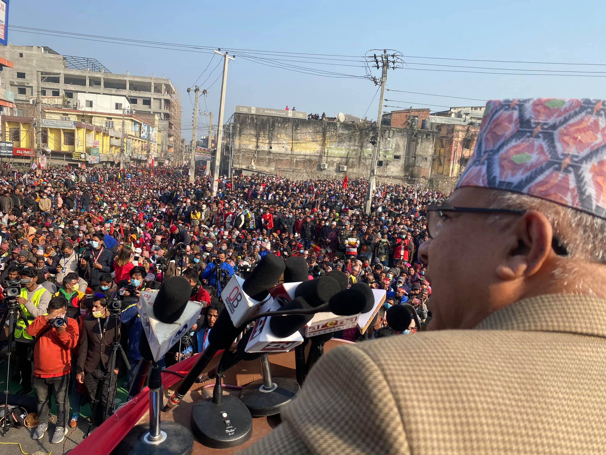 निर्वाचन आयोगले ओलीलाई धक्का दियो– माधव नेपाल