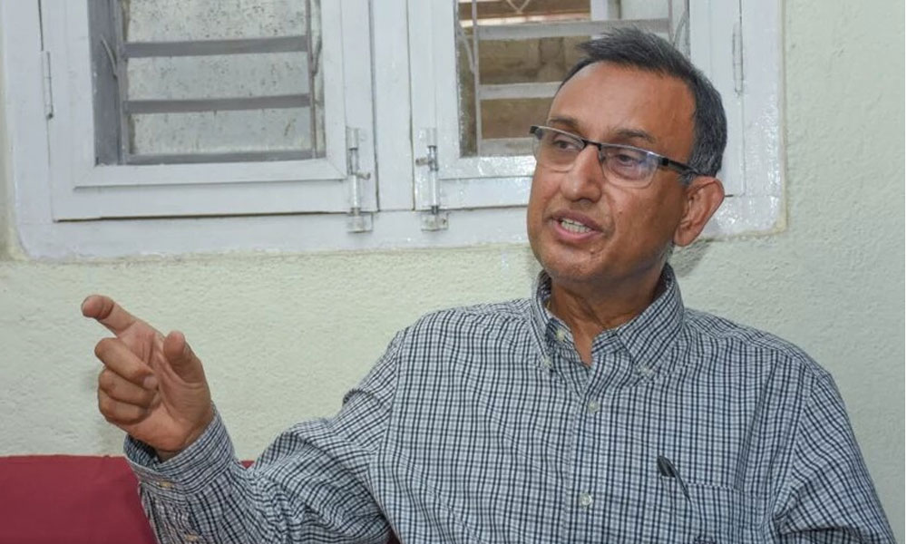 उपसभापतिको दावी गर्ने महेश आचार्यको घोषणा