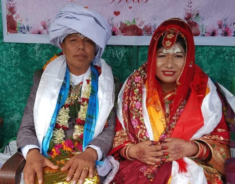 गाउँपालिका अध्यक्ष र उपाध्यक्ष विवाह बन्धनमा बाँधिए