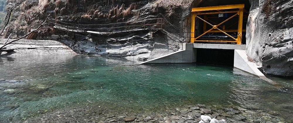 मेलम्चीको पानी सुरुङमा हालियो, चार दिनपछि काठमाडौं आउने