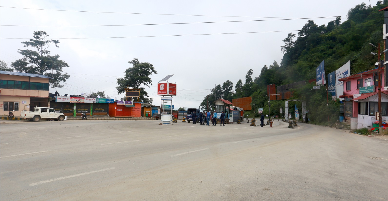 दशैंका यात्रुलाई महामारीको त्रास: उपत्यका भित्रिने र छाड्ने घटे