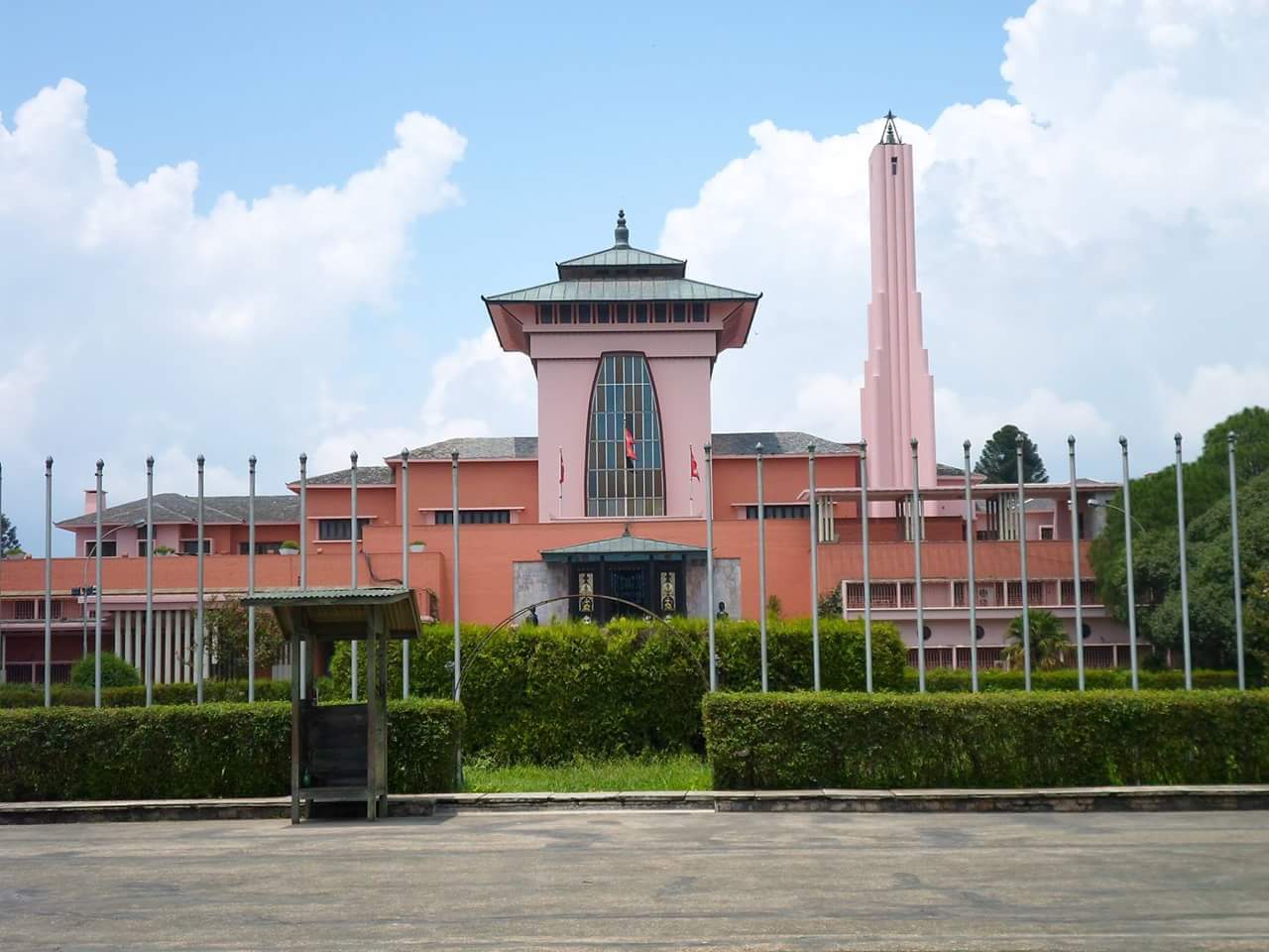 आइतबारबाट राजा वीरेन्द्रको निजी निवास सर्वसाधारणले अवलोकन गर्न पाउने