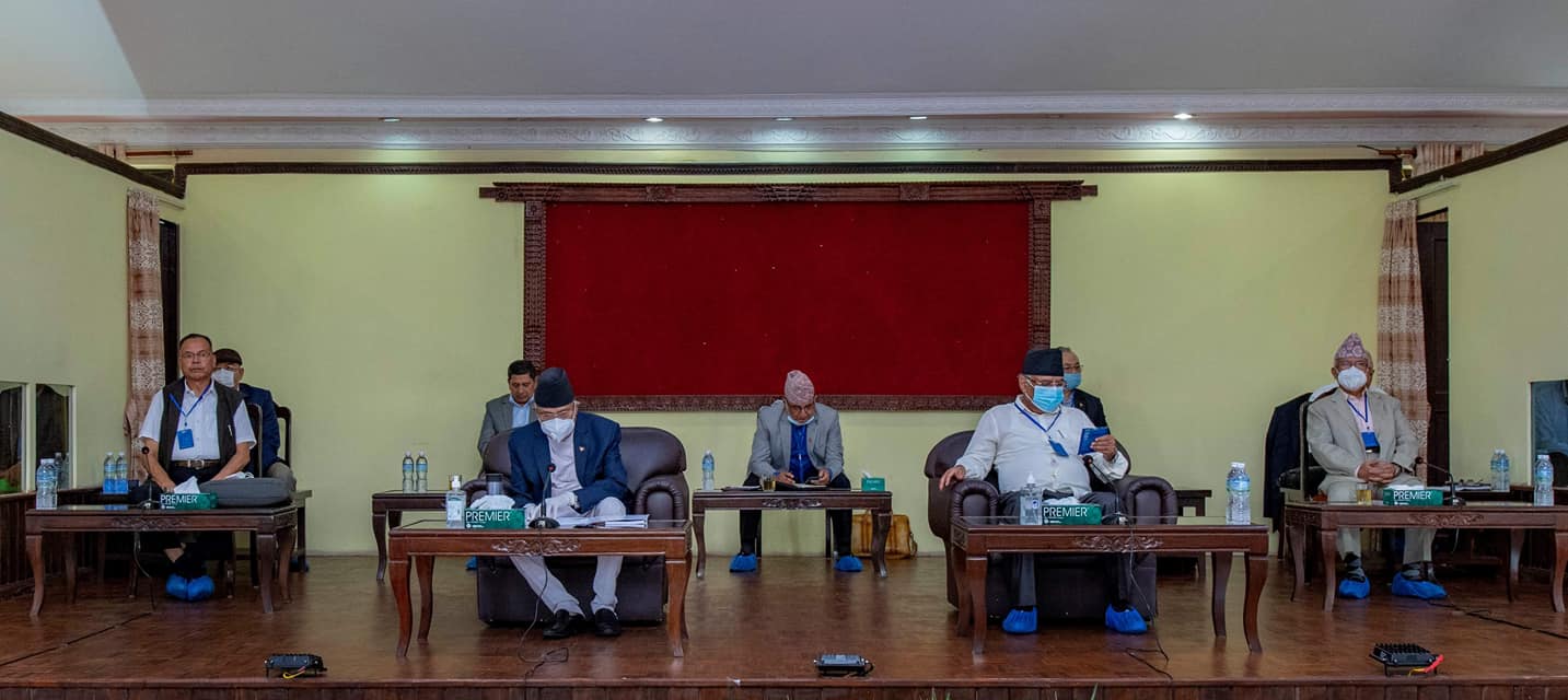 स्थायी कमिटी बैठकबाटै ओलीलाई सरकारबाट फिर्ता बोलाउने तयारी !