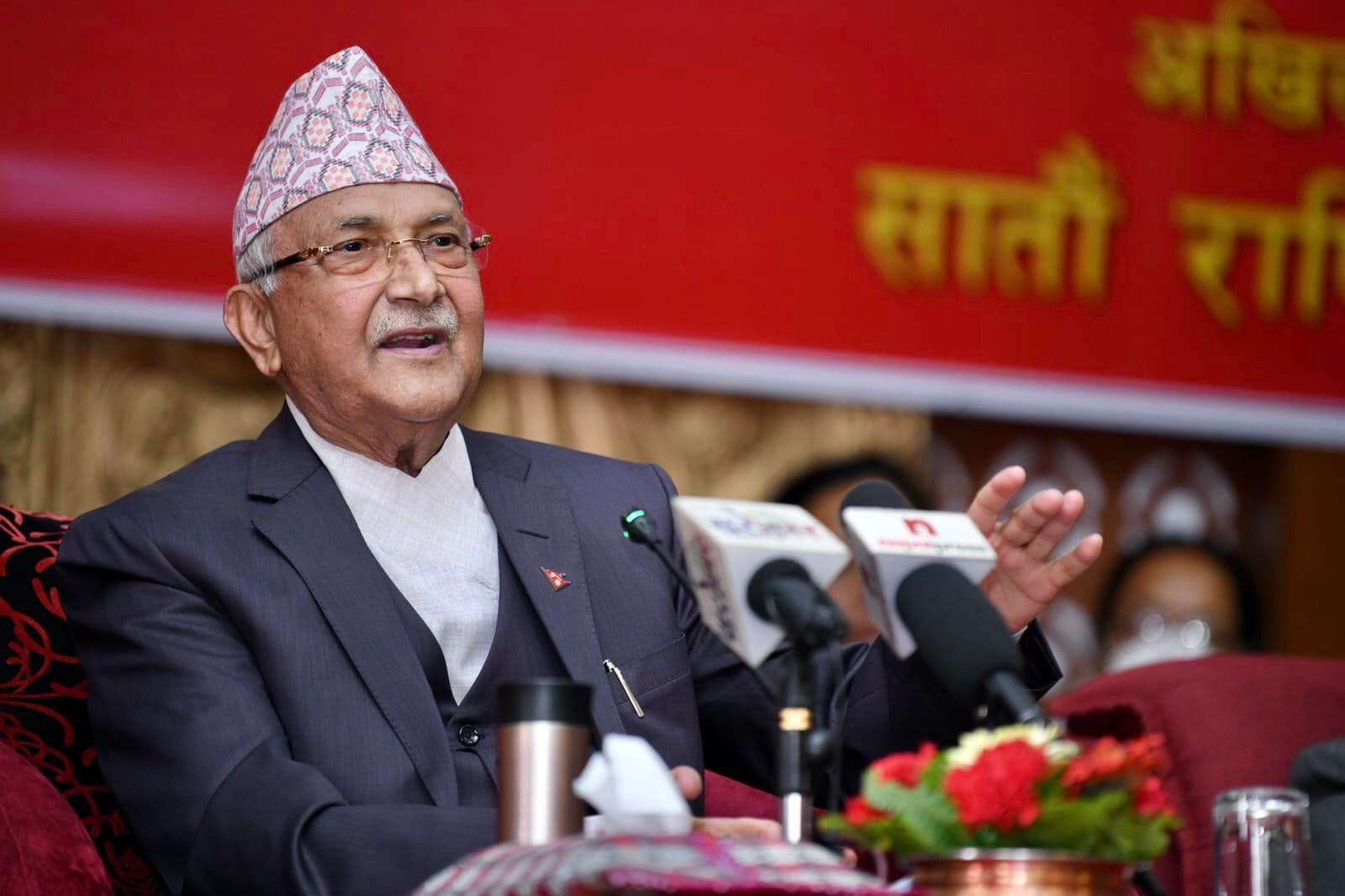 ओलीको गूनासो : वर्तमान सरकार चीनको सहयोग लिन डराउँछ