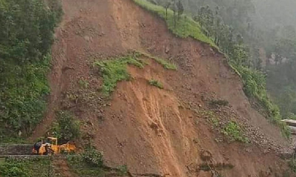 बाढी पहिरोका कारण डोटीमा १४ को मृत्यु