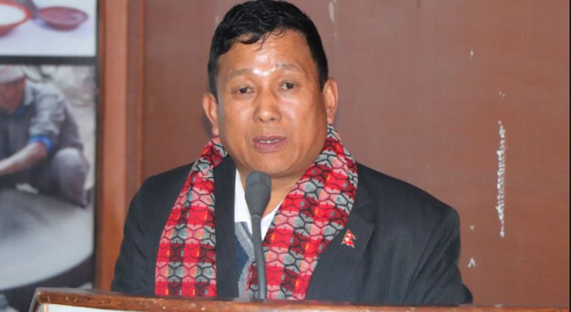 प्रधानमन्त्रीले सञ्चारमन्त्रीबाट निष्काशन गरेपछि नेता गुरुङले दिए यस्तो प्रतिक्रिया