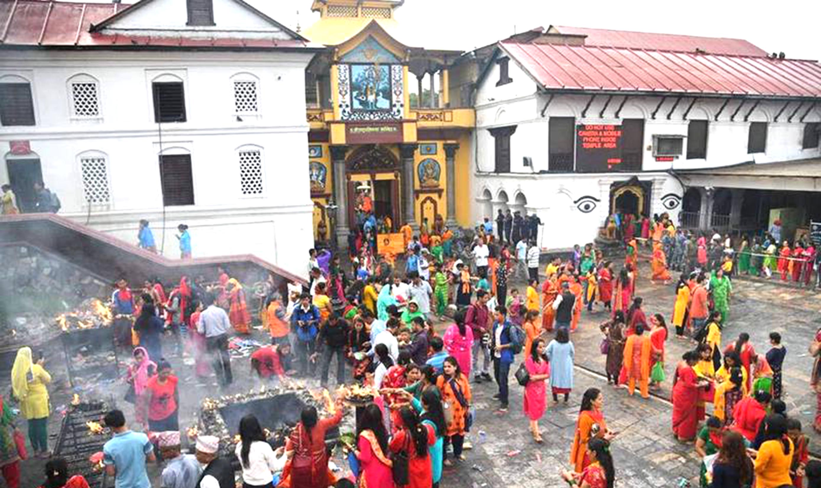 पशुपतिलगायत देशभरका शिवालयमा भक्तजनको भीड