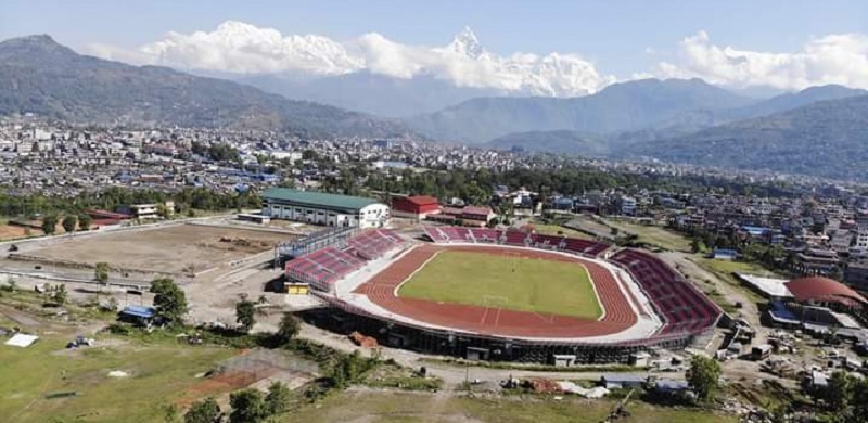 लकडाउनमै तयार भयाे पोखरा रङ्गशालाभित्रको वैकल्पिक फुटबल मैदान