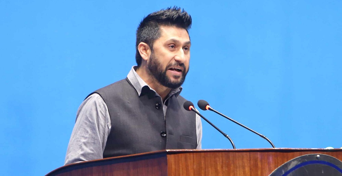 रविको प्रश्नः मध्यरातमा कांग्रेस–एमालेबीच भएको सहमति कसलाई जोगाउन हो ?