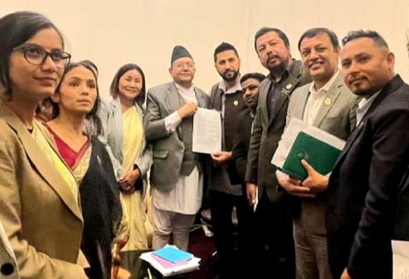 के छ रास्वपाले संसद्मा पेस गरेको सङ्कल्प प्रस्तावमा ?