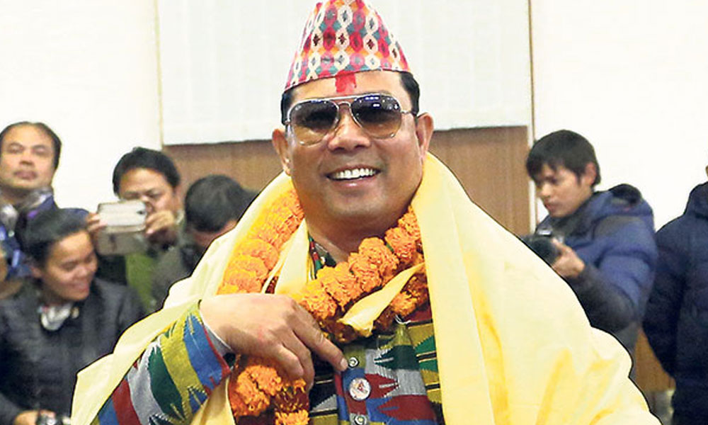 नयाँ दल दर्ताको तयारीमा रेशम चौधरी