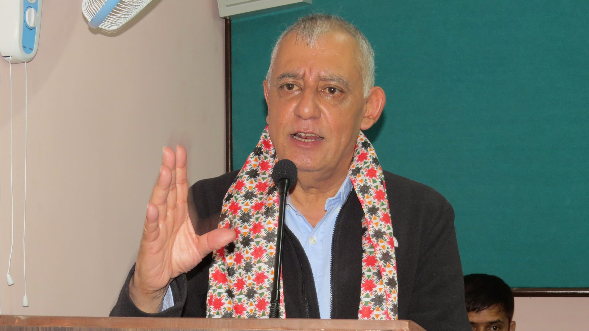 कोरोना सङ्क्रमणलाई अवसरका रुपमा लिएर देश विकास गरौँ: महामन्त्री कोइराला