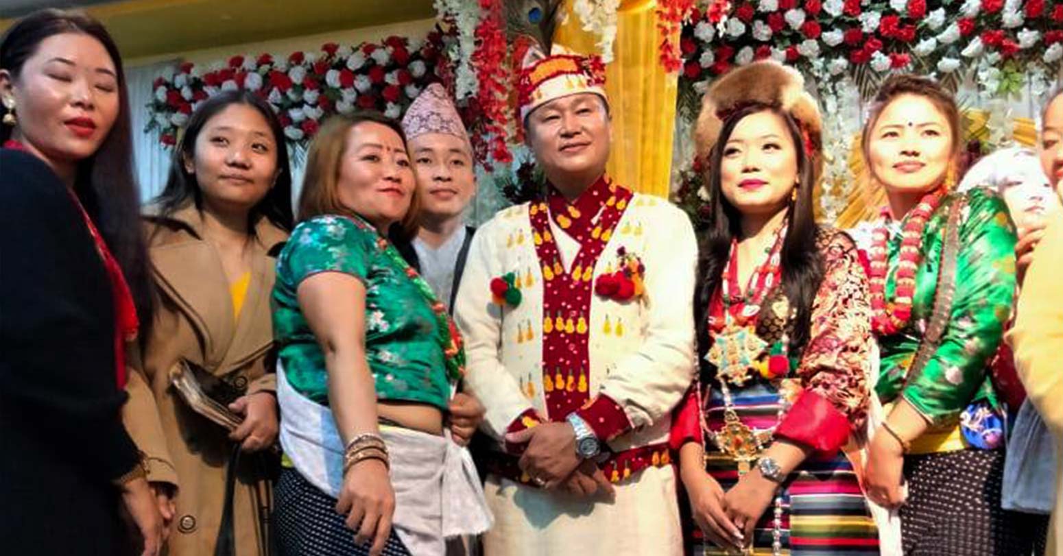 मुख्यमन्त्री राईले गरे तामझाम सहित प्रितीभोज