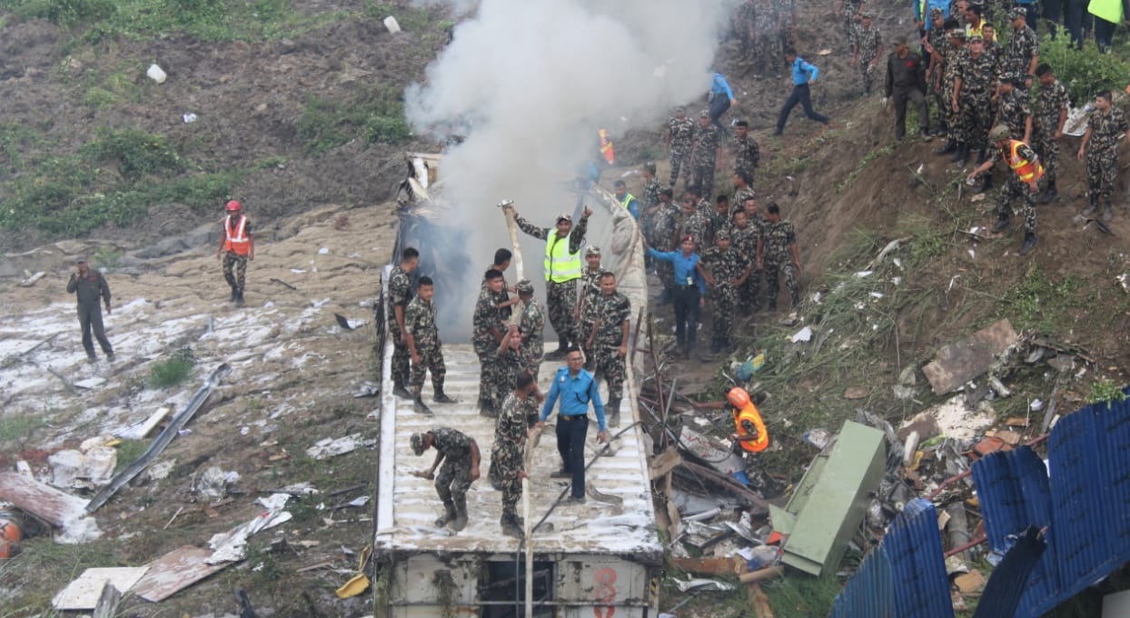 विमान दुर्घटनाका साक्षीहरू भन्छन् …