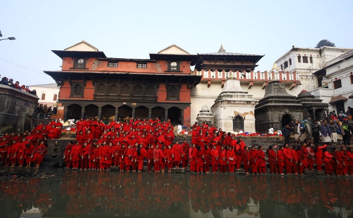 माधवनारायण स्वस्थानीका व्रतालुहरू परदेश यात्रा, बुधबार बिहान पशुपतिमा पूजा