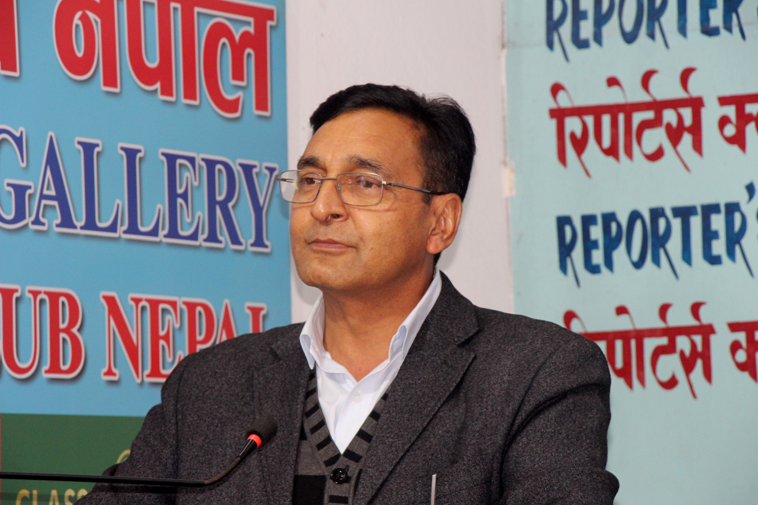 अन्तरविरोधकै कारण नेकपा फुट्दैनः नेता रायमाझी